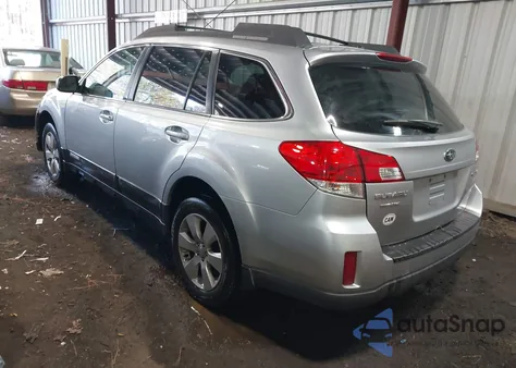2012 Subaru Outback 2.5I Premium z USA, uszkodzony, nr VIN 4S4BRBCC0C3250675